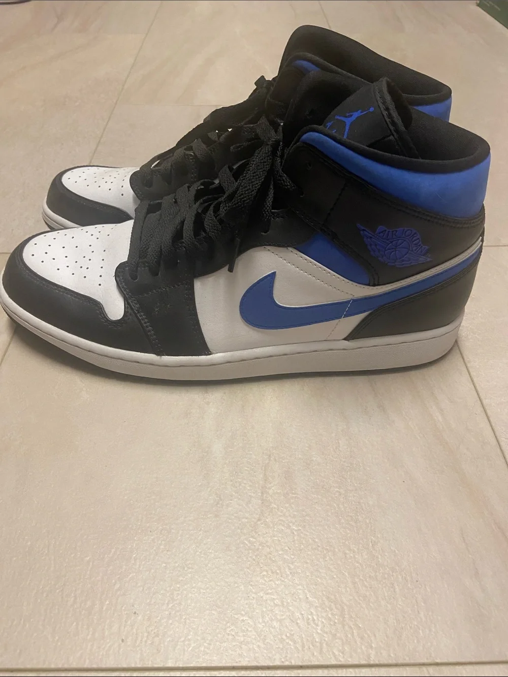 Nike Air Jordan 1  mid ‘Racer Blue’